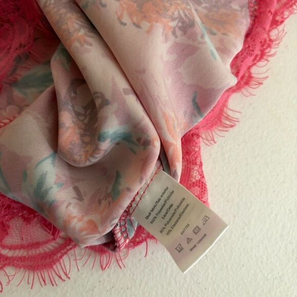 Venus Tank Top Women's XL Pink V-Neck Cami Satin Colorful Printed Adjustable - Picture 7 of 8